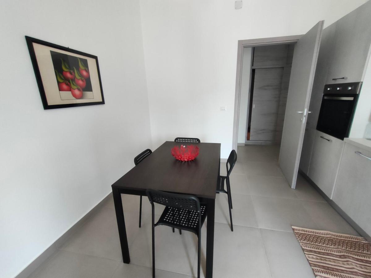 Gierre Apartment แตร์มินิ อิเมเรเซ ภายนอก รูปภาพ