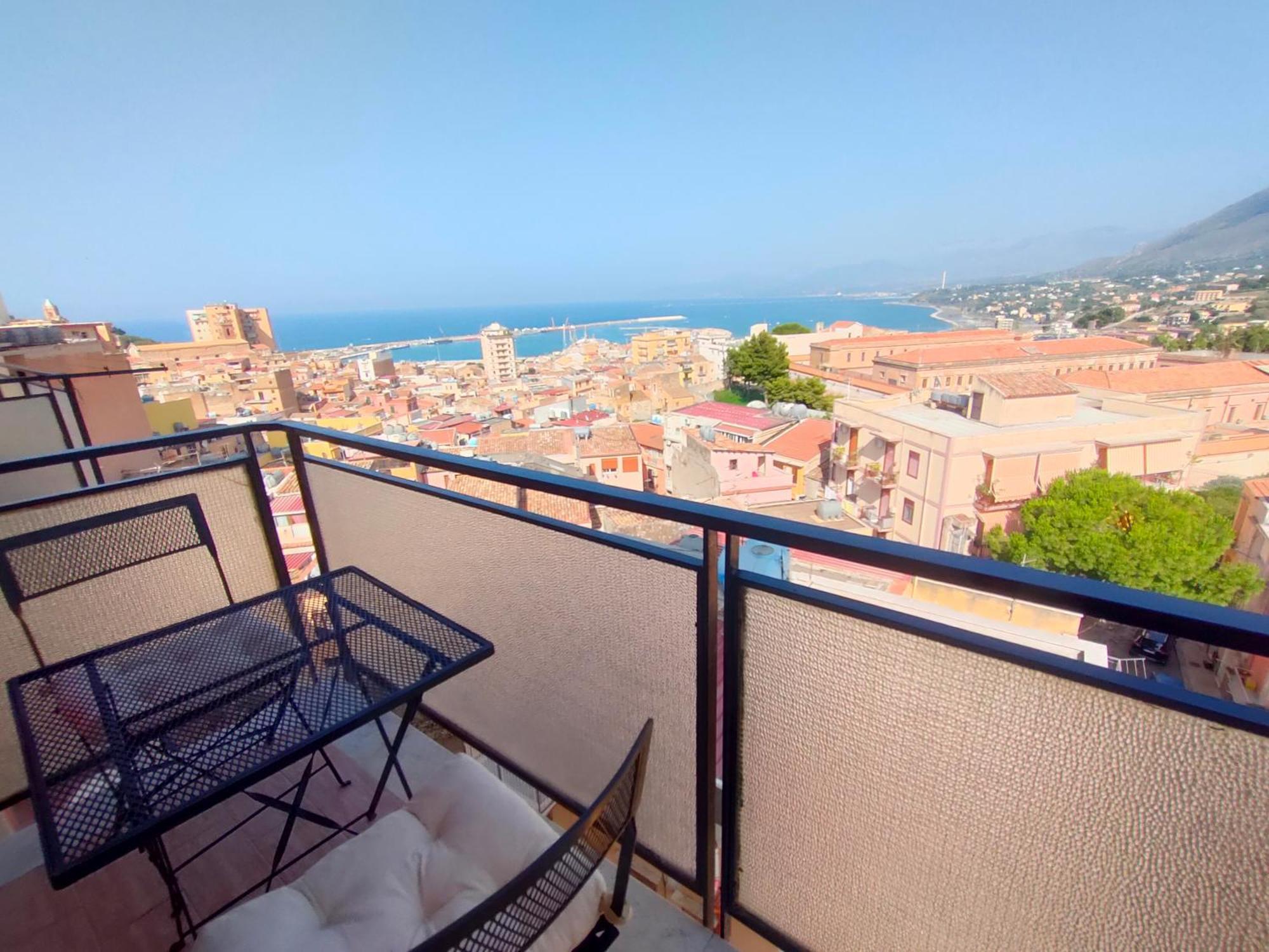 Gierre Apartment แตร์มินิ อิเมเรเซ ภายนอก รูปภาพ