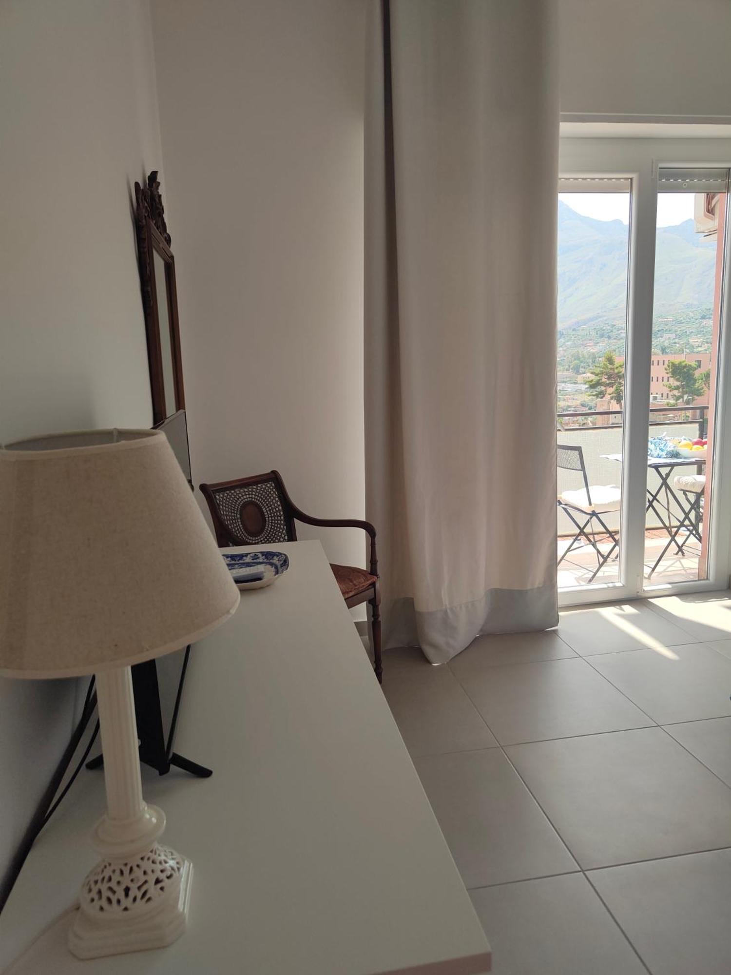 Gierre Apartment แตร์มินิ อิเมเรเซ ภายนอก รูปภาพ