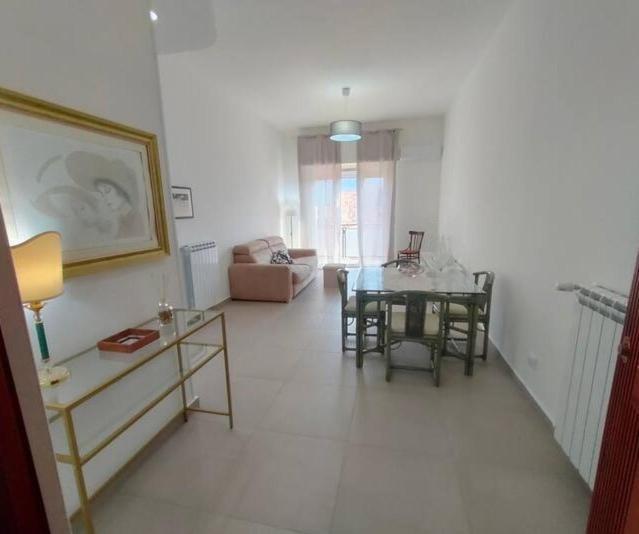 Gierre Apartment แตร์มินิ อิเมเรเซ ภายนอก รูปภาพ